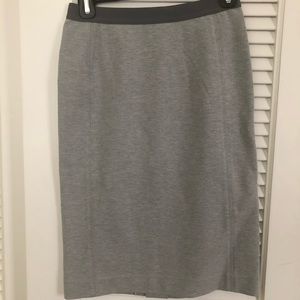 uniqlo lightweight ponte stretchy pencil skirt